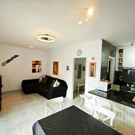 El Pisito La Dolce 度假居 *