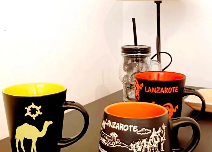 El Pisito La Dolce Holiday home *