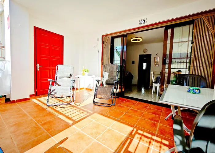 El Pisito La Dolce Holiday home *